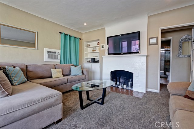 64 15th Court, Hermosa Beach, California 90254, ,Residential Income,Sold,15th,SB18093854