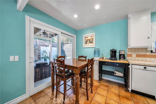 2308 Gates Avenue, Redondo Beach, California 90278, 3 Bedrooms Bedrooms, ,1 BathroomBathrooms,Residential,Sold,Gates,SB21062151