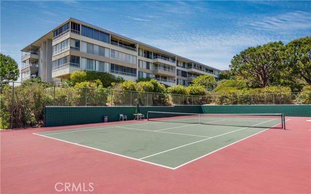 Newly finished courts offer fun for everyone.   No need to reserve.  Usually in use on weekends and mornings.