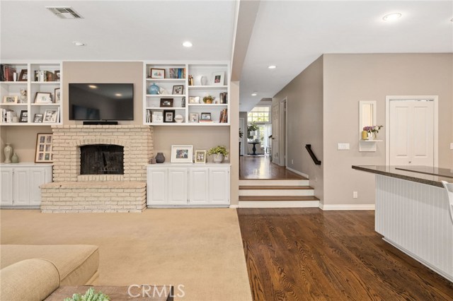 2701 Maple Avenue, Manhattan Beach, California 90266, 4 Bedrooms Bedrooms, ,3 BathroomsBathrooms,Residential,Sold,Maple,SB20115116