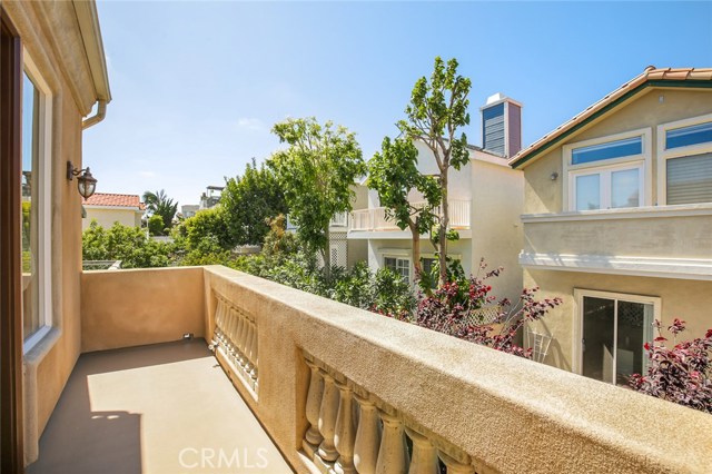 1739 Carlson Lane, Redondo Beach, California 90278, 4 Bedrooms Bedrooms, ,2 BathroomsBathrooms,Residential,Sold,Carlson,SB18154532