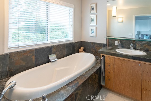 6216 Moongate Drive, Rancho Palos Verdes, California 90275, 4 Bedrooms Bedrooms, ,2 BathroomsBathrooms,Residential,Sold,Moongate,PV18136984 6216 Moongate Drive, Rancho Palos Verdes, California 90275, 4 Bedrooms Bedrooms, ,2 BathroomsBathrooms,Residential,Sold,Moongate,PV18136984