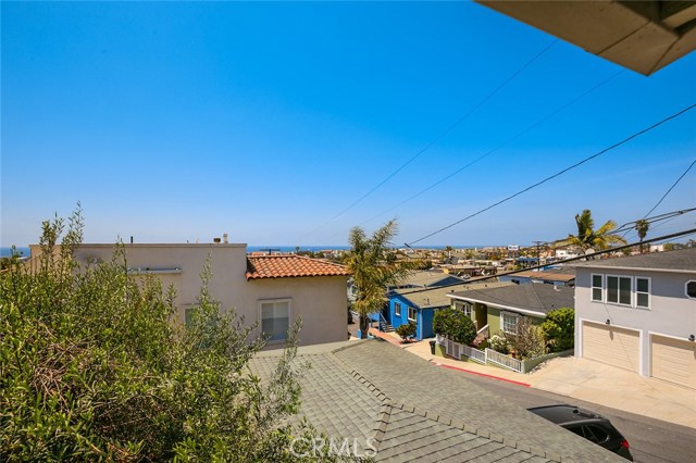 908 8th Street, Hermosa Beach, California 90254, ,Residential Income,Sold,8th,SB18093147