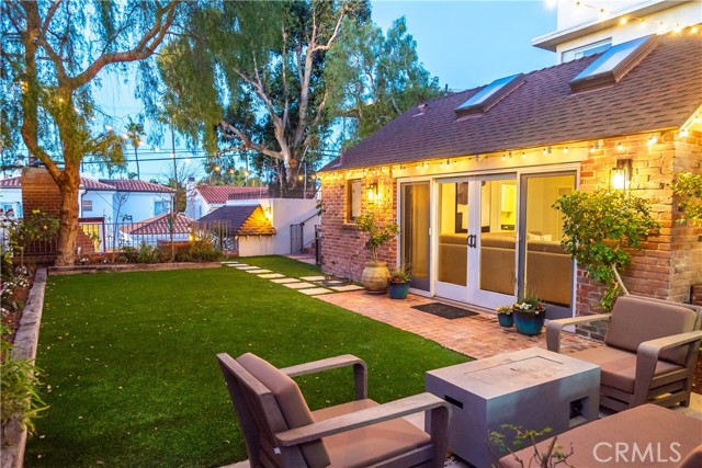 559 Avenue A, Redondo Beach, California 90277, 4 Bedrooms Bedrooms, ,2 BathroomsBathrooms,Residential,Sold,Avenue A,PV21028743