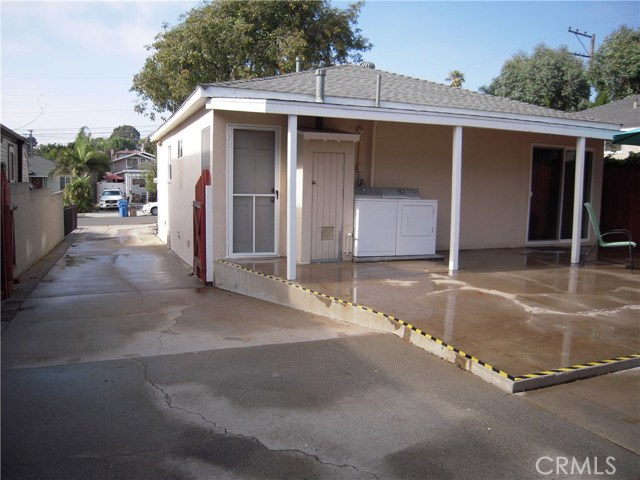 1062 Avenue C, Redondo Beach, California 90277, 2 Bedrooms Bedrooms, ,1 BathroomBathrooms,Residential,Sold,Avenue C,SB20138580