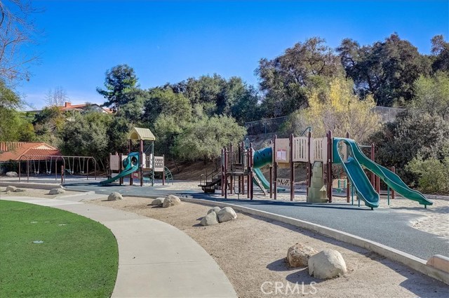 4 Bed Home for Sale in Newbury Park, California