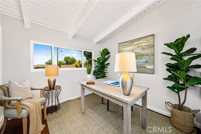 27727 Conestoga Drive, Rolling Hills Estates, California 90274, 4 Bedrooms Bedrooms, ,2 BathroomsBathrooms,Residential,Sold,Conestoga,PV20199638