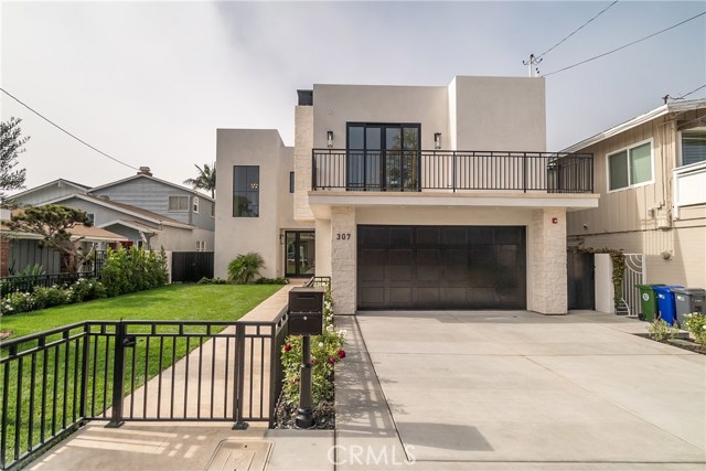 307 Anderson Street, Manhattan Beach, California 90266, 5 Bedrooms Bedrooms, ,4 BathroomsBathrooms,Residential,Sold,Anderson,SB20227043