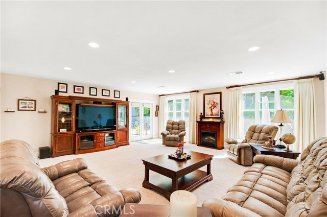 1808 Velez Drive, Rancho Palos Verdes, California 90275, 5 Bedrooms Bedrooms, ,4 BathroomsBathrooms,Residential,Sold,Velez,SB18233342