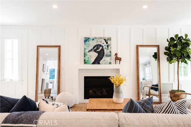 933 9th Street, Manhattan Beach, California 90266, 4 Bedrooms Bedrooms, ,2 BathroomsBathrooms,Residential,Sold,9th,SB21112500