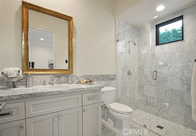 Bathroom #4 in Bedroom #4