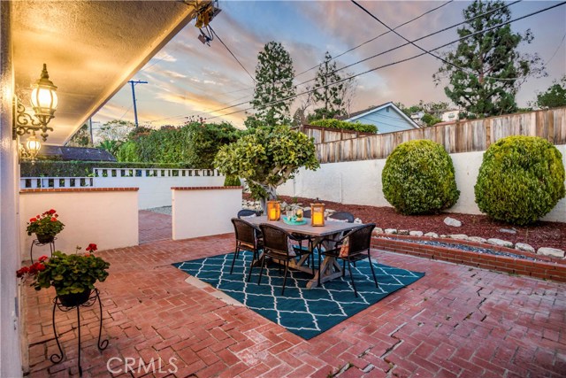 1640 Via Machado, Palos Verdes Estates, California 90274, 3 Bedrooms Bedrooms, ,2 BathroomsBathrooms,Residential,Sold,Via Machado,PV18087102