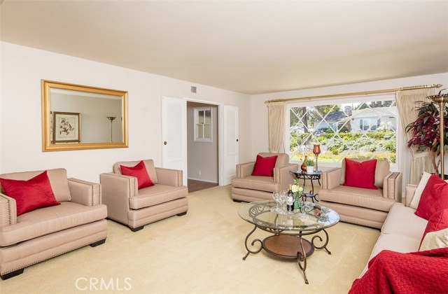 2215 Potrillo Road, Rolling Hills Estates, California 90274, 3 Bedrooms Bedrooms, ,2 BathroomsBathrooms,Residential,Sold,Potrillo,SB17073978
