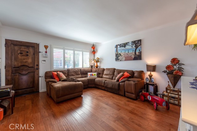 853 Avenue B, Redondo Beach, California 90277, 3 Bedrooms Bedrooms, ,1 BathroomBathrooms,Residential,Sold,Avenue B,SB21044486
