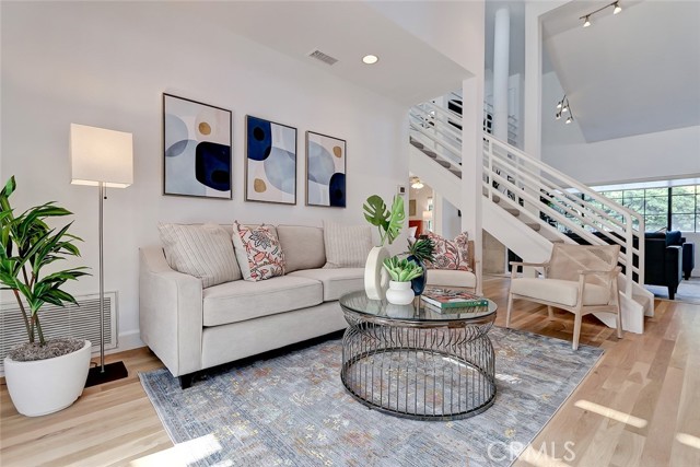 1909 Faymont, Manhattan Beach, California 90266, 3 Bedrooms Bedrooms, ,2 BathroomsBathrooms,Residential,Sold,Faymont,SB21151359