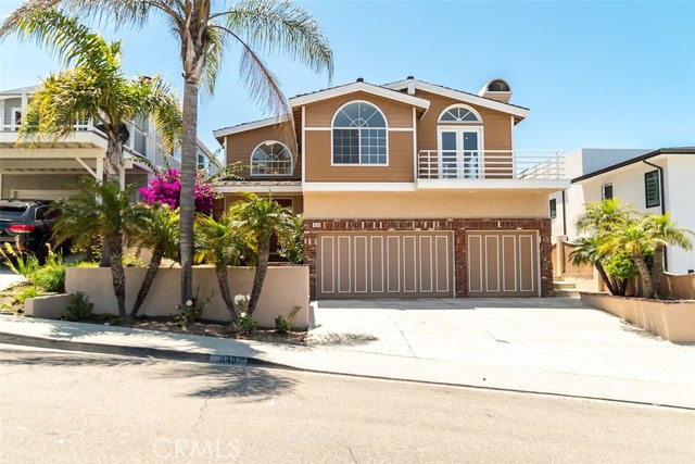 840 18th Street, Hermosa Beach, California 90254, 4 Bedrooms Bedrooms, ,3 BathroomsBathrooms,Residential,Sold,18th,SB18139144