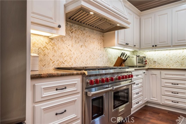 848 12th Court, Manhattan Beach, California 90266, 4 Bedrooms Bedrooms, ,4 BathroomsBathrooms,Residential,Sold,12th,SB18247758