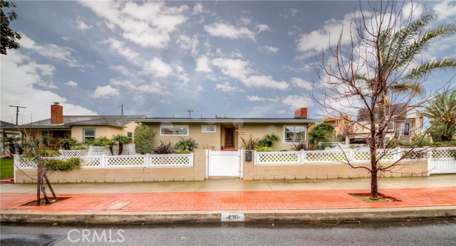 400 Avenue D Avenue, Redondo Beach, California 90277, 2 Bedrooms Bedrooms, ,1 BathroomBathrooms,Residential,Sold,Avenue D,SB19032912