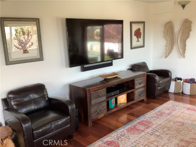 500 SUSANA, Redondo Beach, California 90277, 4 Bedrooms Bedrooms, ,2 BathroomsBathrooms,Residential,Sold,SUSANA,SB21045284
