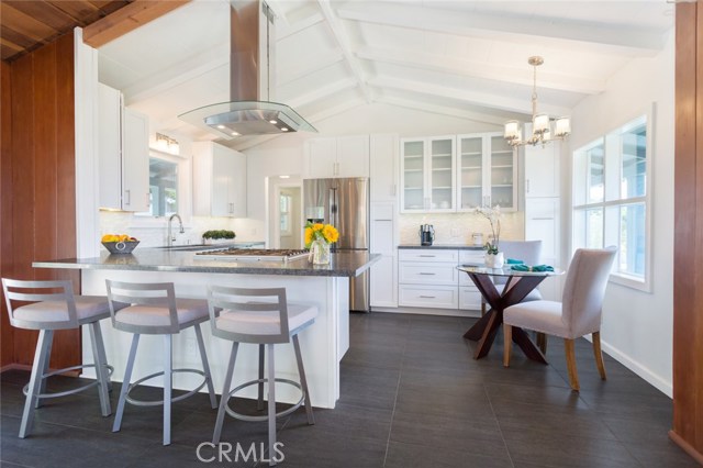 611 Gould Terrace, Hermosa Beach, California 90254, 4 Bedrooms Bedrooms, ,1 BathroomBathrooms,Residential,Sold,Gould,SB17111077