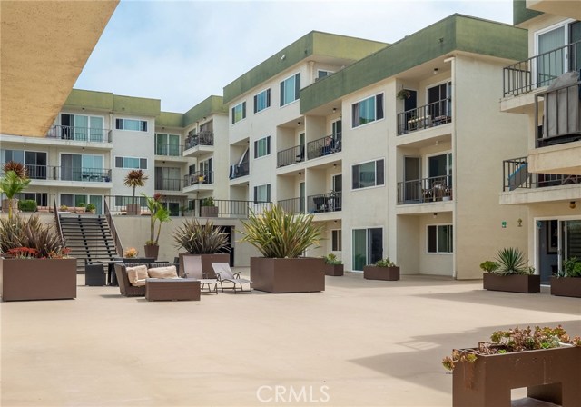 1600 Ardmore Avenue, Hermosa Beach, California 90254, 1 Bedroom Bedrooms, ,1 BathroomBathrooms,Residential,Sold,Ardmore,SB20172931