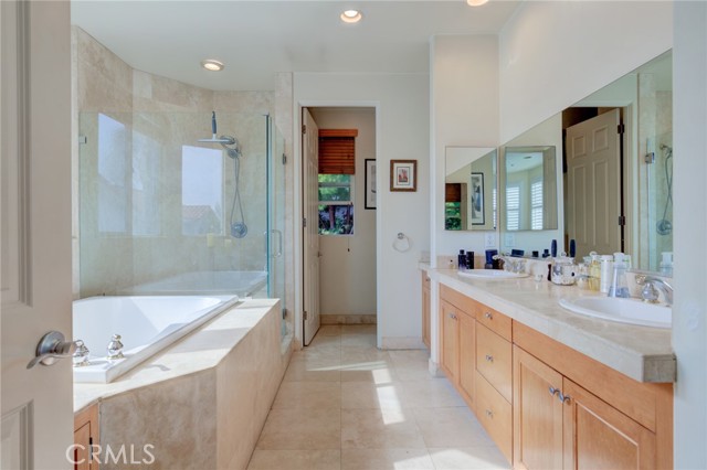 1303 Rindge Lane, Redondo Beach, California 90278, 4 Bedrooms Bedrooms, ,3 BathroomsBathrooms,Residential,Sold,Rindge,SB21073831