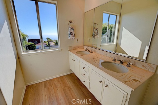 29135 Warnick Road, Rancho Palos Verdes, California 90275, 5 Bedrooms Bedrooms, ,2 BathroomsBathrooms,Residential,Sold,Warnick,SB17138124