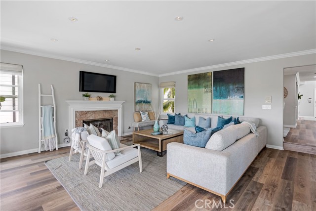 519 Juanita Avenue, Redondo Beach, California 90277, 5 Bedrooms Bedrooms, ,2 BathroomsBathrooms,Residential,Sold,Juanita,SB21138287