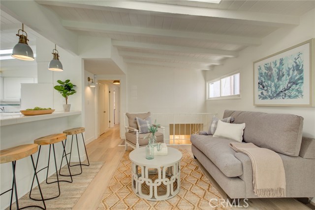 436 1st Street, Manhattan Beach, California 90266, 4 Bedrooms Bedrooms, ,2 BathroomsBathrooms,Residential,Sold,1st,SB20048897