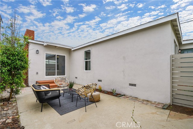 2200 Robinson Street, Redondo Beach, California 90278, 3 Bedrooms Bedrooms, ,2 BathroomsBathrooms,Residential,Sold,Robinson,PW21102931