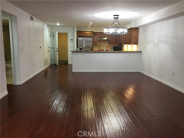 Photo of 4733 Elmwood Avenue #202, Los Angeles, CA 90004