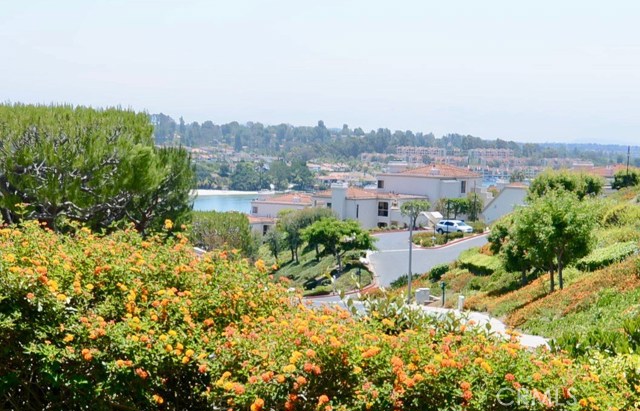 DELIGHTFULLY LIGHT AND BRIGHT—This 2-BR condo features pretty and picturesque views of the... Primary Photo for Listing #OC17144116