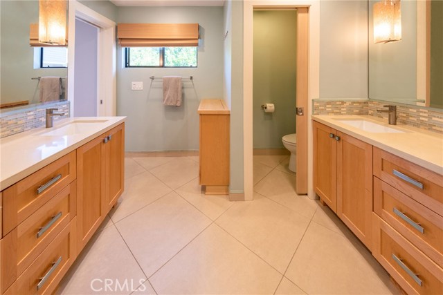 13 Lafayette Court, Manhattan Beach, California 90266, 3 Bedrooms Bedrooms, ,2 BathroomsBathrooms,Residential,Sold,Lafayette,SB19239576 13 Lafayette Court, Manhattan Beach, California 90266, 3 Bedrooms Bedrooms, ,2 BathroomsBathrooms,Residential,Sold,Lafayette,SB19239576