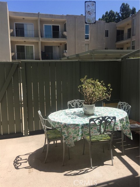 2 Bed Home for Sale in Culver City, California