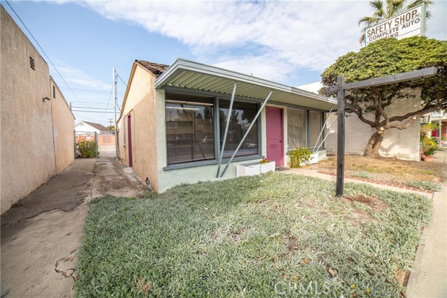  Commercial for Sale in Burbank, California