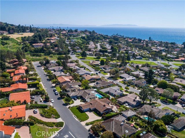 2621 Via Carrillo, Palos Verdes Estates, California 90274, 4 Bedrooms Bedrooms, ,2 BathroomsBathrooms,Residential,Sold,Via Carrillo,PV17070048