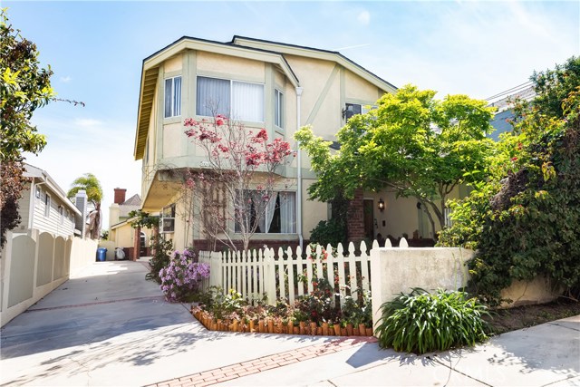 1810 Pullman Lane, Redondo Beach, California 90278, 4 Bedrooms Bedrooms, ,2 BathroomsBathrooms,Residential,Sold,Pullman,SB19032295