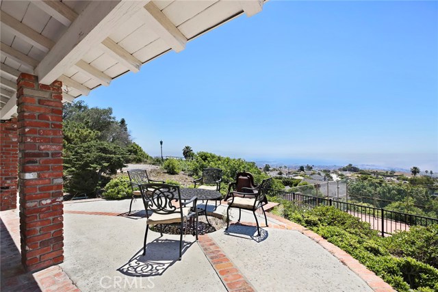 3015 Crest Road, Rancho Palos Verdes, California 90275, 2 Bedrooms Bedrooms, ,Residential,Sold,Crest,NP17144432