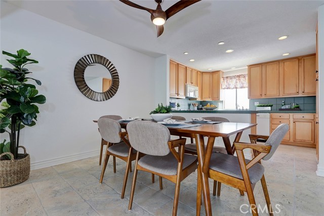 2607 Nelson Avenue, Redondo Beach, California 90278, 2 Bedrooms Bedrooms, ,1 BathroomBathrooms,Residential,Sold,Nelson,SB19227271