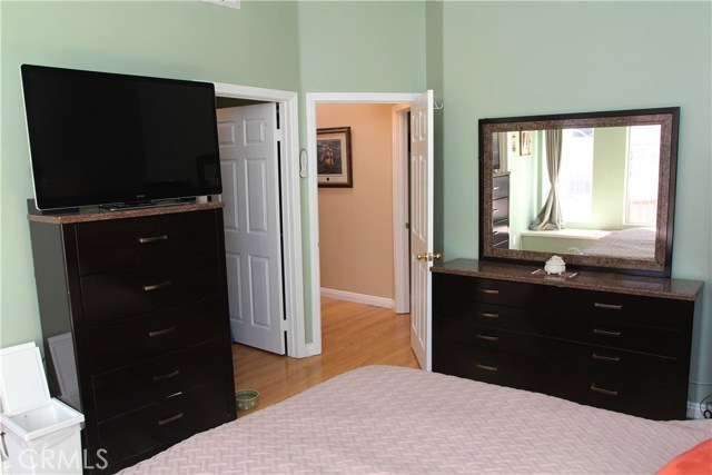 2 Bed Home for Sale in Van Nuys, California