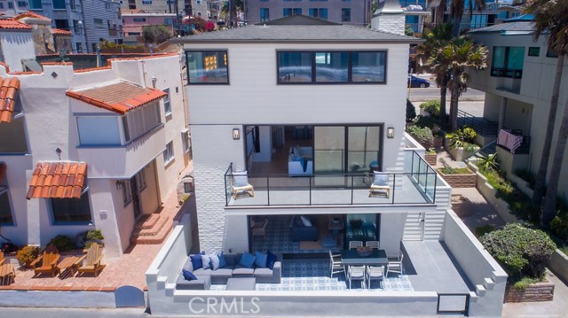 3330 The Strand, Hermosa Beach, California 90254, 5 Bedrooms Bedrooms, ,5 BathroomsBathrooms,Residential,Sold,The Strand,SB18221247