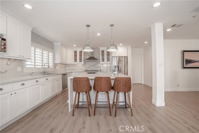 702 Juanita Avenue, Redondo Beach, California 90277, 4 Bedrooms Bedrooms, ,3 BathroomsBathrooms,Residential,Sold,Juanita,PW20121248