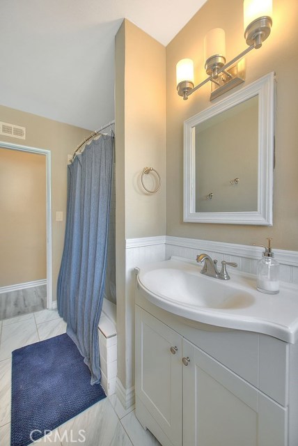 3 Bed Home for Sale in Compton, California