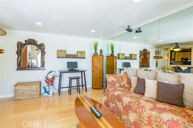 620 The Village, Redondo Beach, California 90277, 1 Bedroom Bedrooms, ,1 BathroomBathrooms,Residential,Sold,The Village,SB17035321