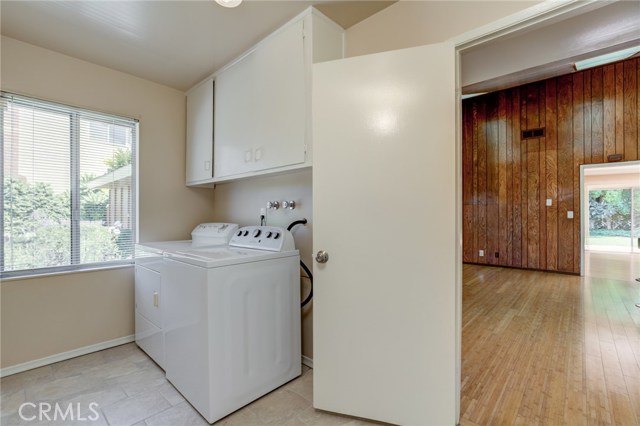 Laundry room off kitchen