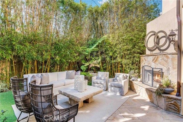 3305 Pine Avenue, Manhattan Beach, California 90266, 4 Bedrooms Bedrooms, ,1 BathroomBathrooms,Residential,Sold,Pine,SB20042109