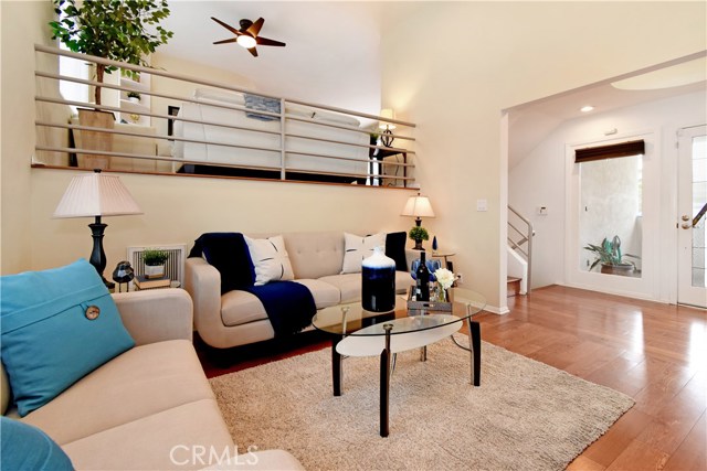 1925 Mathews Avenue, Redondo Beach, California 90278, 3 Bedrooms Bedrooms, ,2 BathroomsBathrooms,Residential,Sold,Mathews,SB20071564