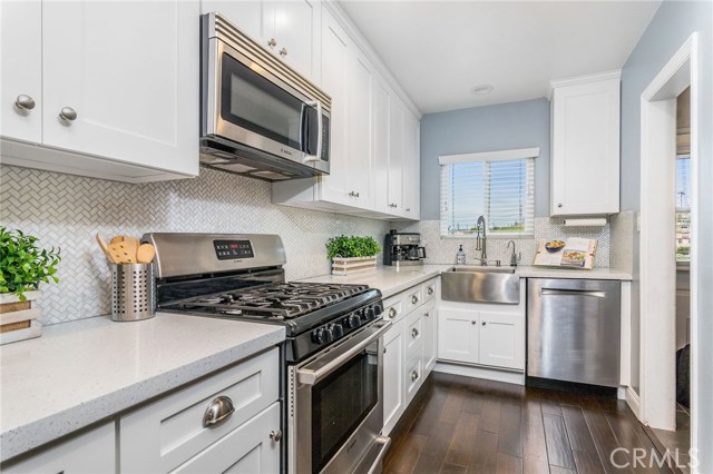 1630 Carlson Lane, Redondo Beach, California 90278, 3 Bedrooms Bedrooms, ,2 BathroomsBathrooms,Residential,Sold,Carlson,SB20051966