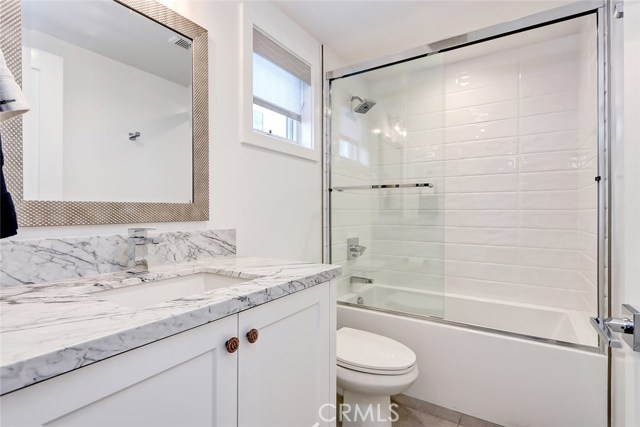 420 31st Street, Manhattan Beach, California 90266, 5 Bedrooms Bedrooms, ,2 BathroomsBathrooms,Residential,Sold,31st,SB20242729