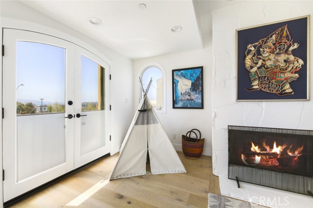 413 15th Street, Manhattan Beach, California 90266, 3 Bedrooms Bedrooms, ,3 BathroomsBathrooms,Residential,Sold,15th,SB21111117